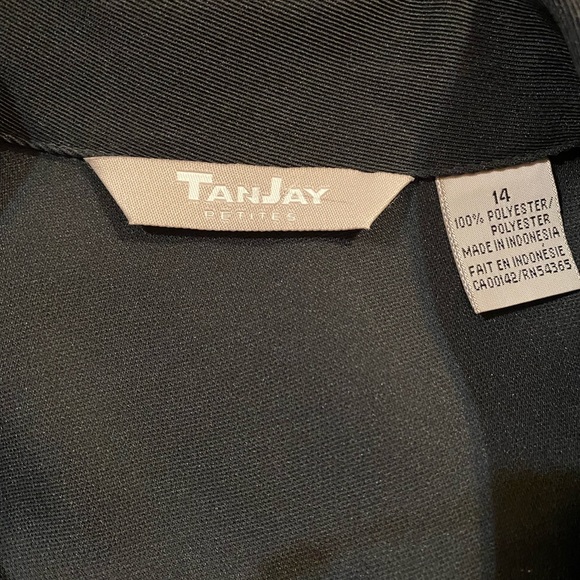 Tanjay Womens black button up shirt. Size 14 - Picture 2 of 6
